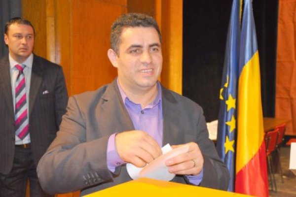 Delicoti şi-a preluat atribuţiile cu drept de semnătură: 